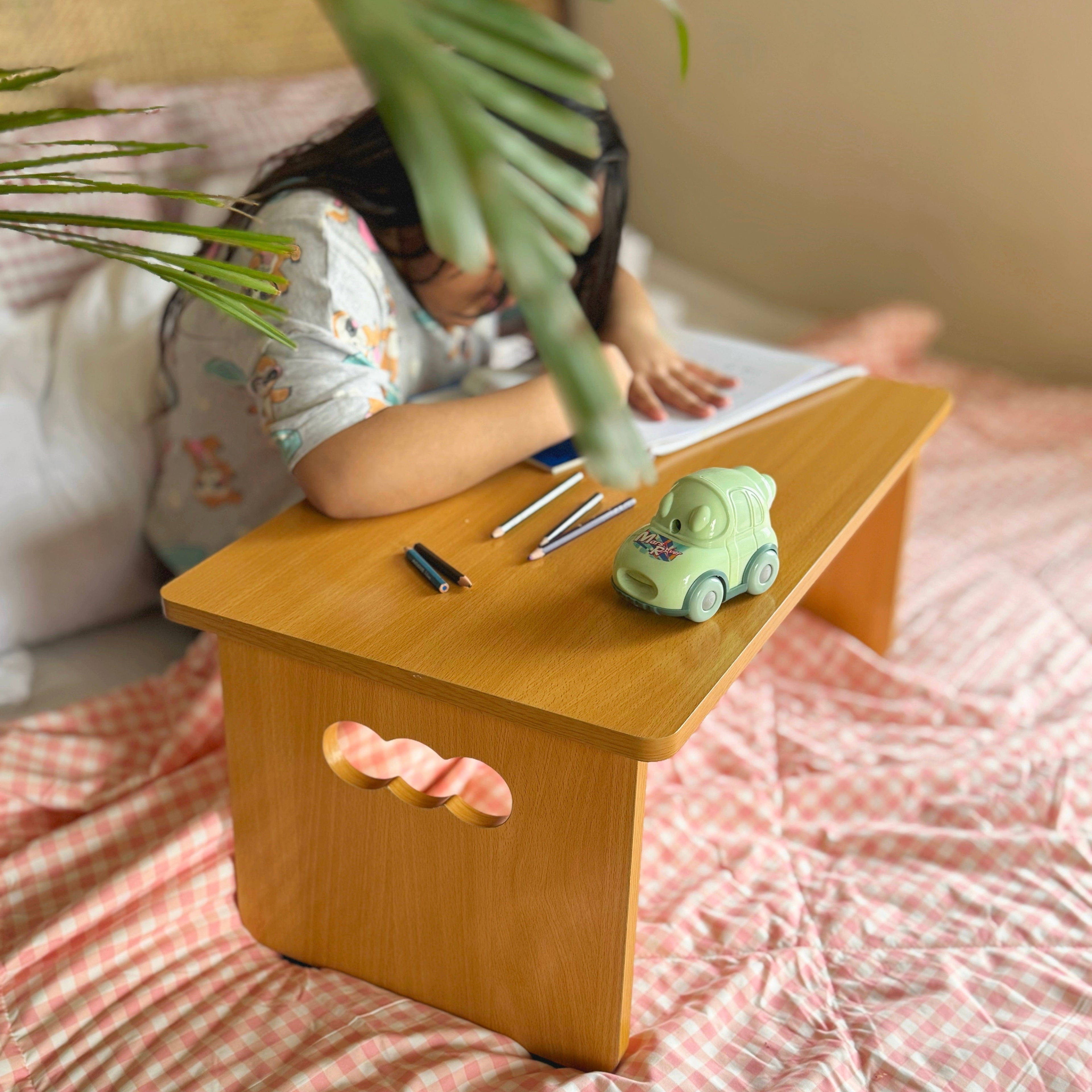 Pirié Folding Table